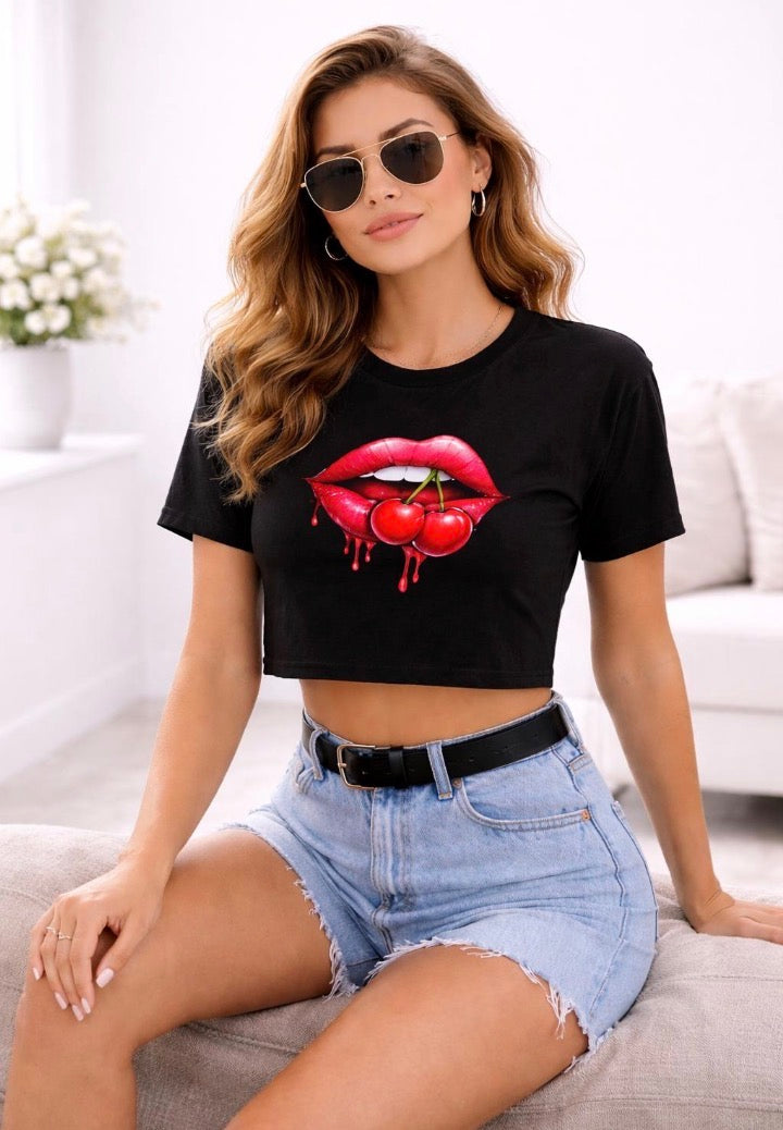 Cherry Lips | Damen-Crop-Top