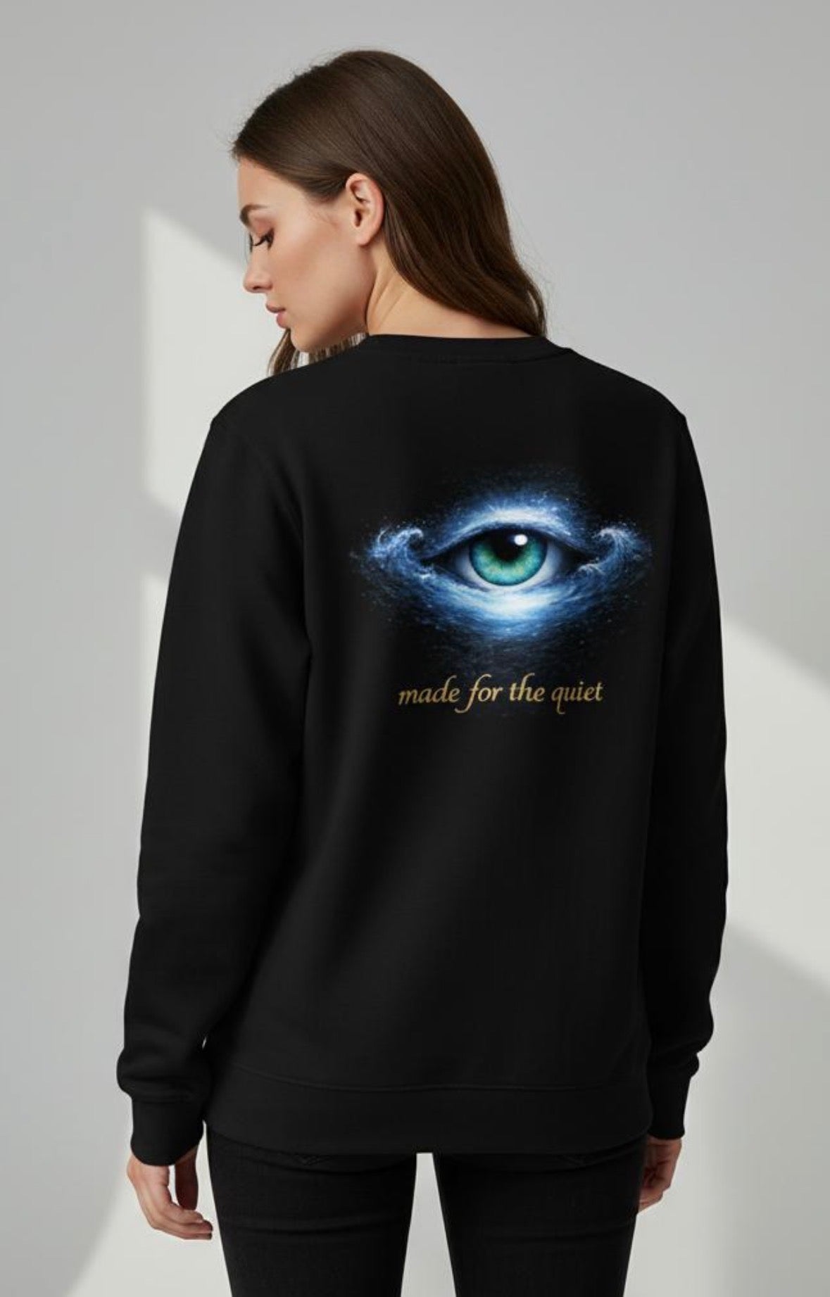 Ocean Eyes Hoodie – Calm Power Gold Edition - Unisex Bio-Pullover